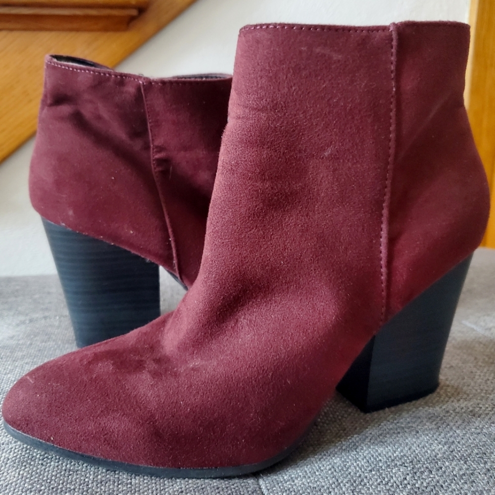 Ankle booties